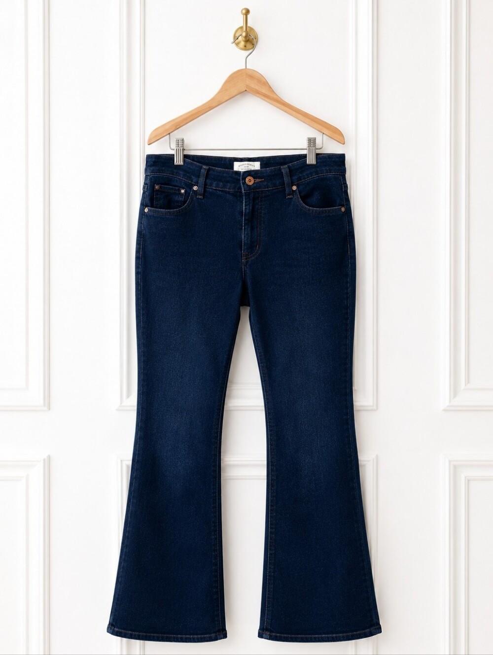 Signature by Levi Strauss Mid Rise Bootcut Jeans Dark Wash W35 L32 - Picture 6 of 7
